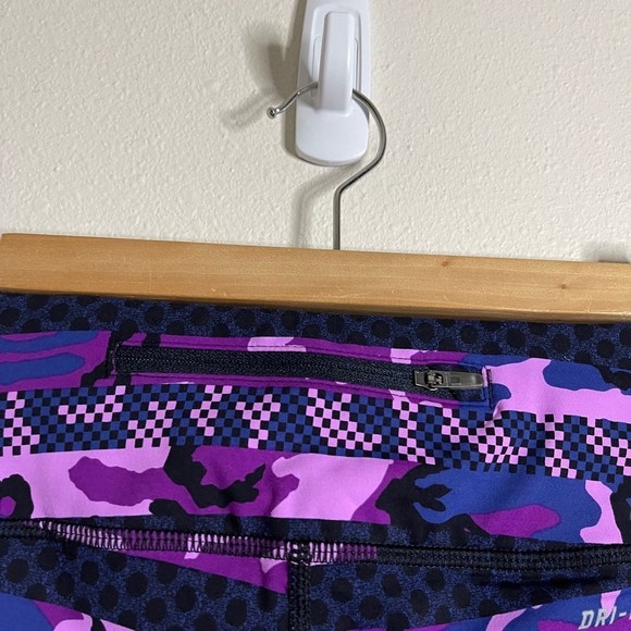 Nike Dri fit size small purple leggings - Picture 7 of 7